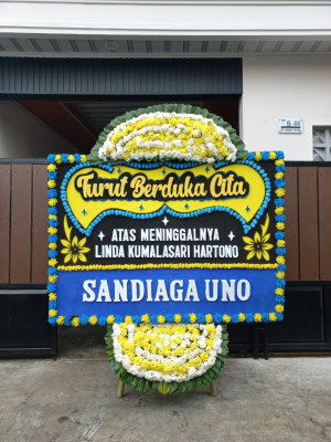 Papan Bunga Duka di Gurun Panjang
